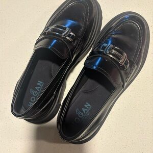 Hogan women’s Black Loafers